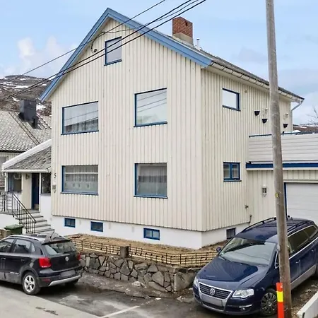 Three Bedrooms Apartment - Central - Lakeview Hammerfest Exterior photo