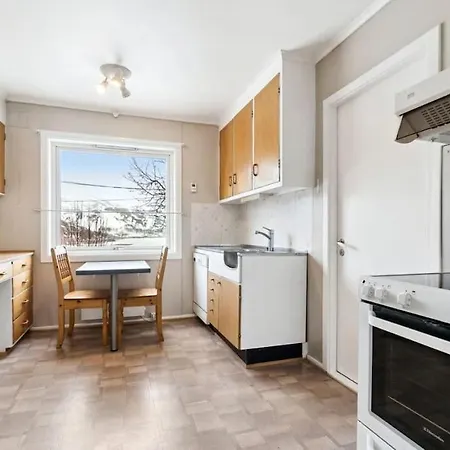 Three Bedrooms Apartment - Central - Lakeview Hammerfest Exterior photo