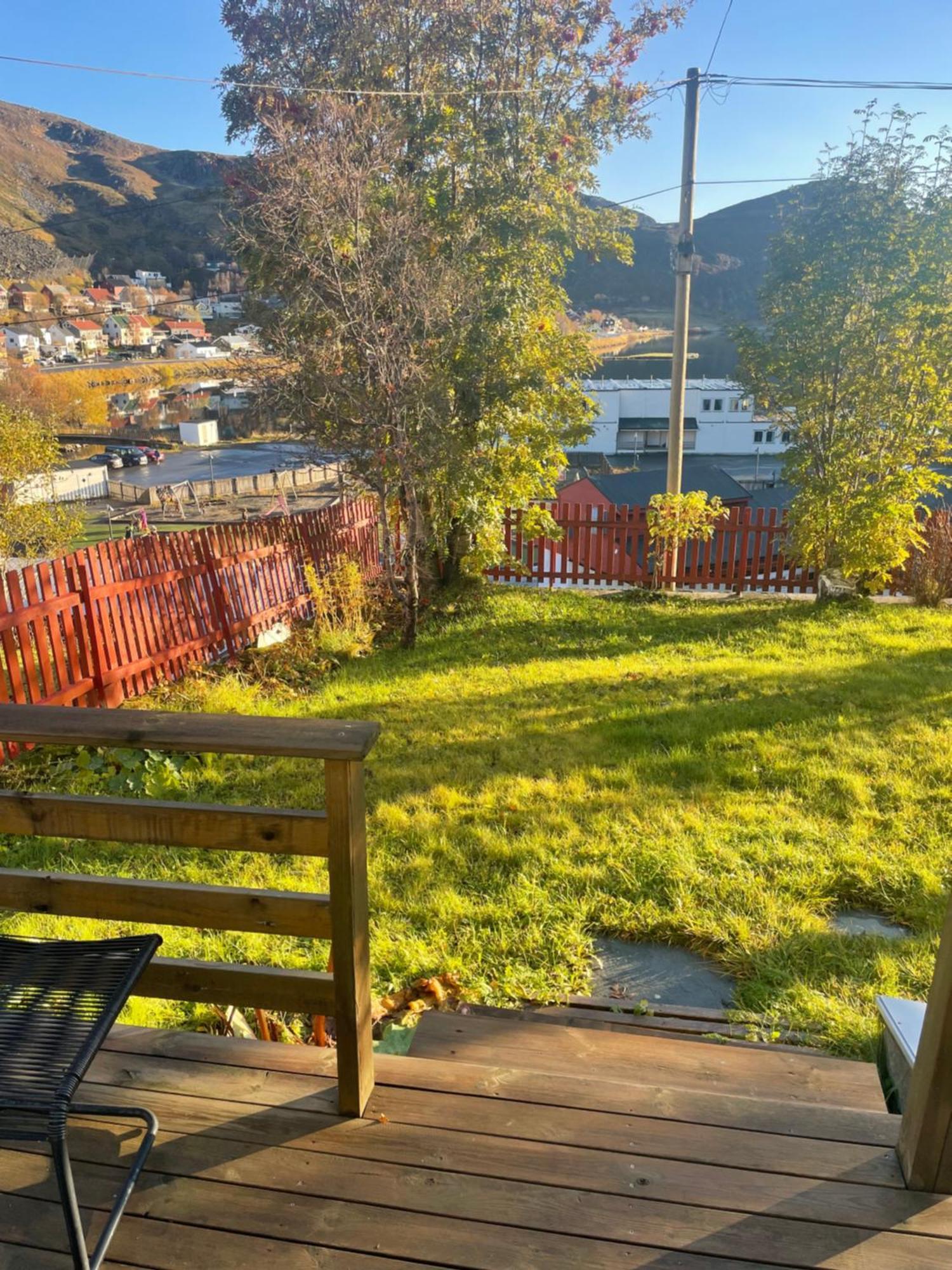 Three Bedrooms - - Lakeview * Hammerfest