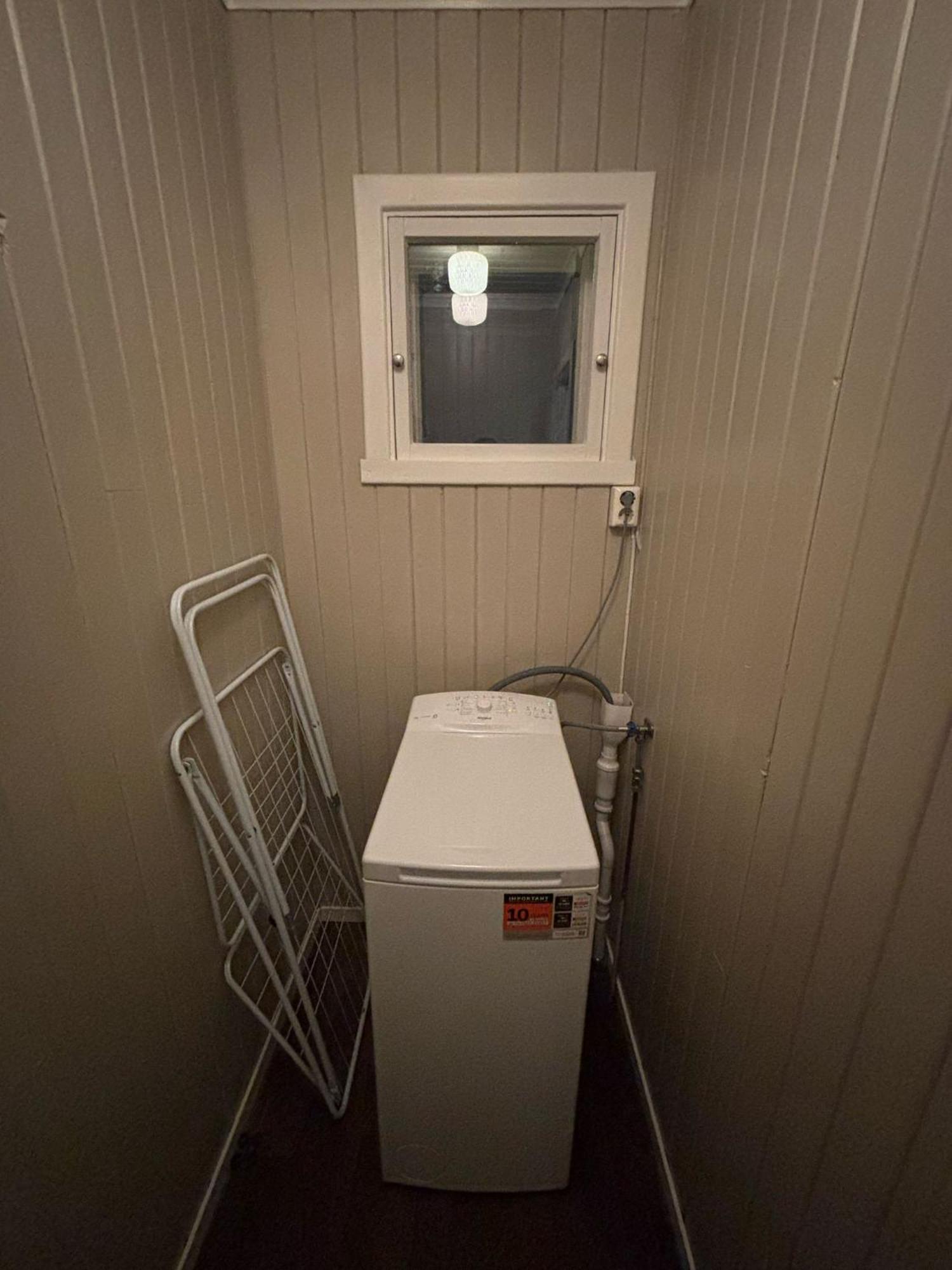 Three Bedrooms - - Lakeview * Hammerfest